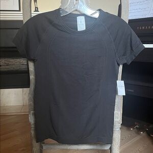 Old Navy Seamless Fitted T-Shirt
